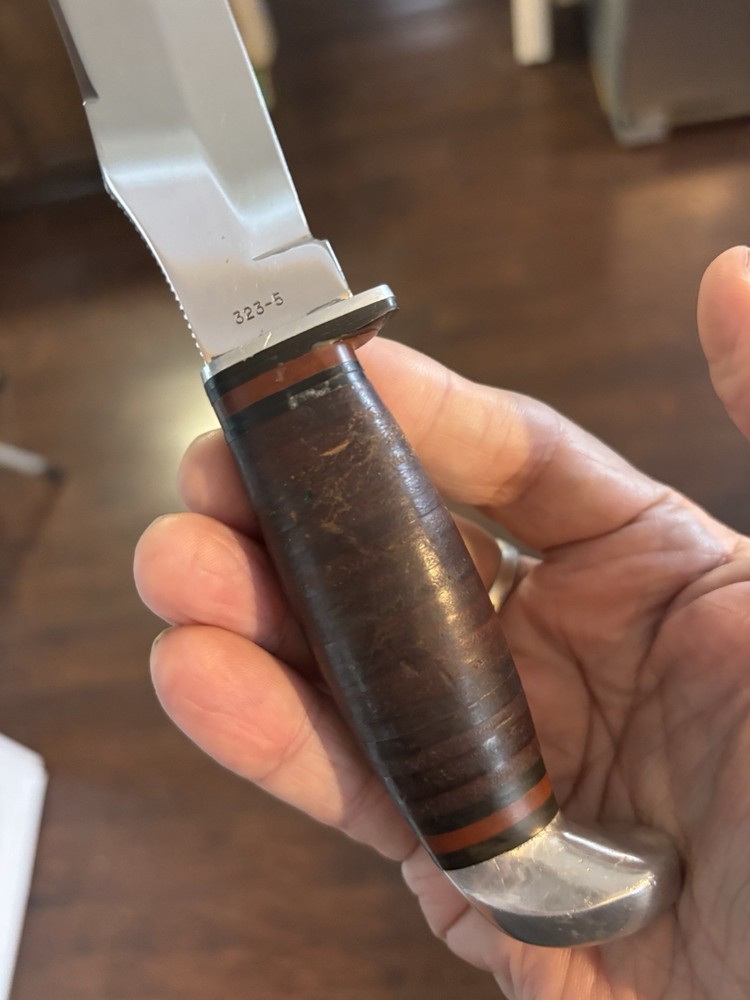 Case XX fixed blade knife