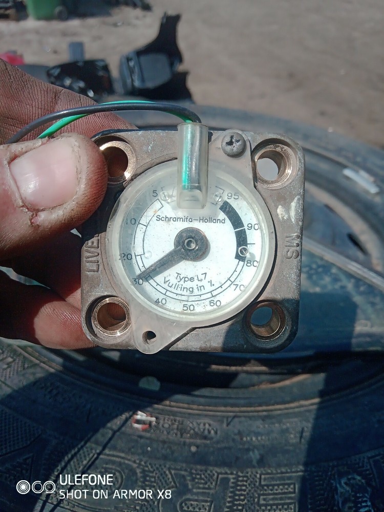 brass pressure pivoting float gauge
