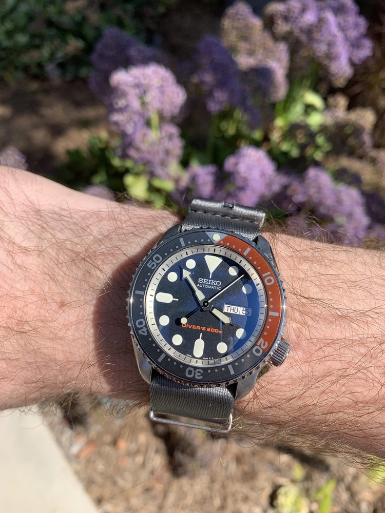 SKX007/SRPD Flat Bezel Insert - Red/Grey/Silver - 20/40 - CT608