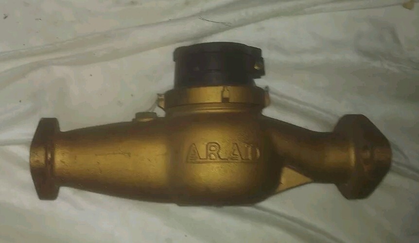 Arad 1 1/2" Water Meter Used