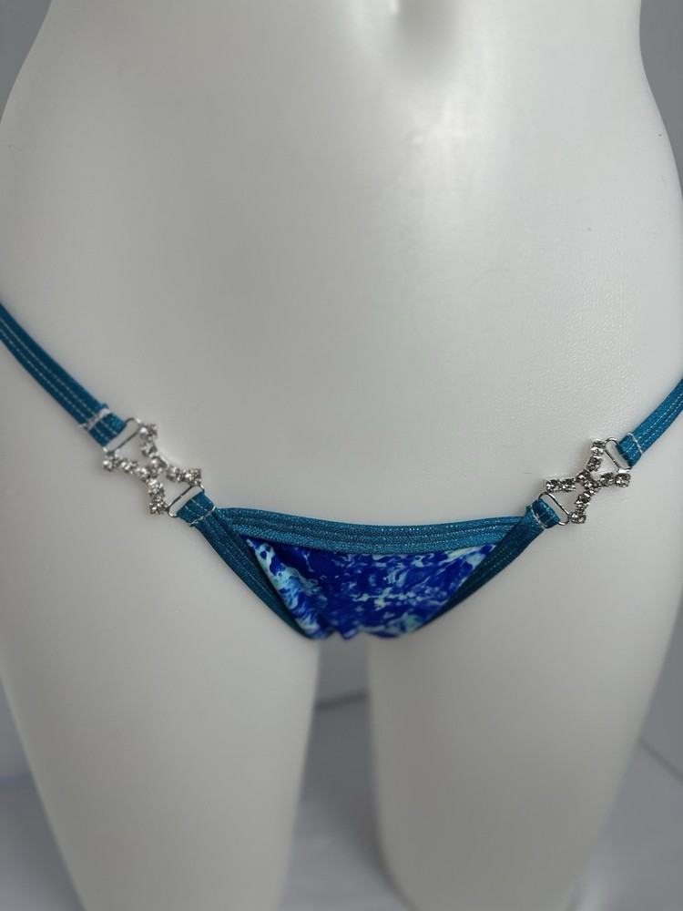 Exotic Dancer Tri Top And Scrunch Butt Booty Short Set With G String