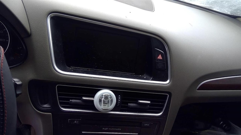 Used Headrest fits: 2010 Audi Q5 Grade A