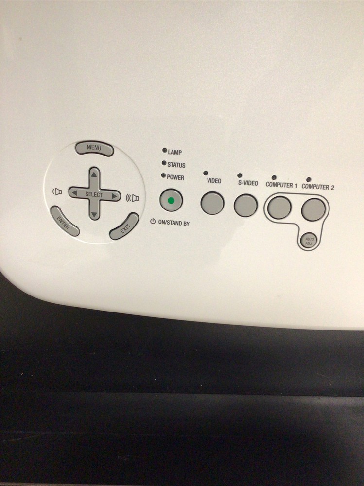 NEC Model VT470 Desktop Projector With Cords