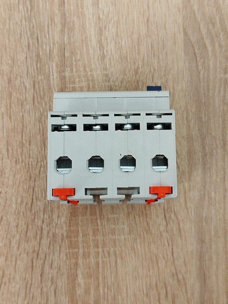 magnetothermal differential switch