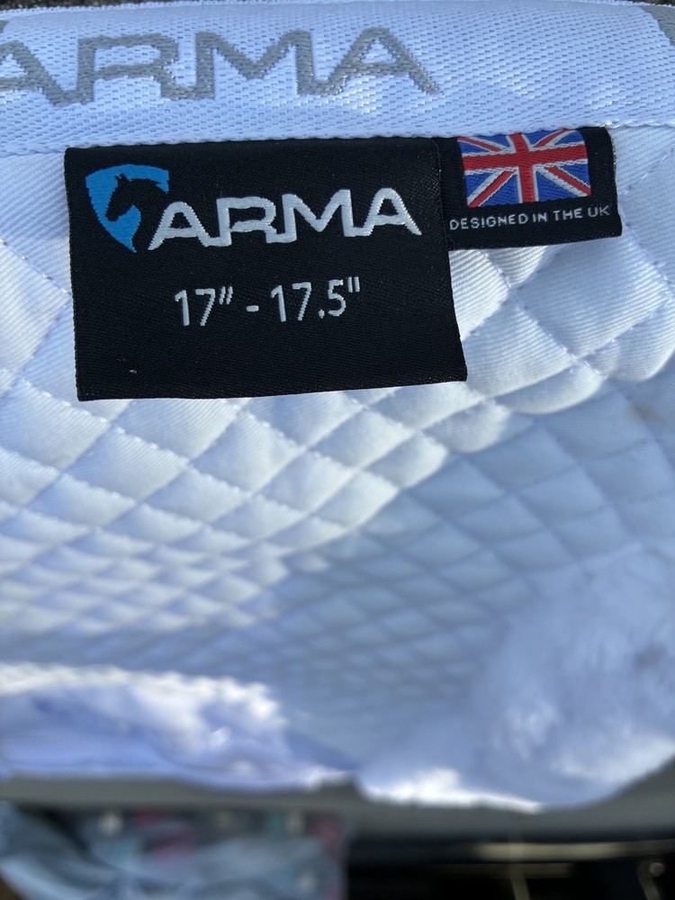 ARMA SupaFleece-Lined Shaped Pad, Size 17"-17.5"