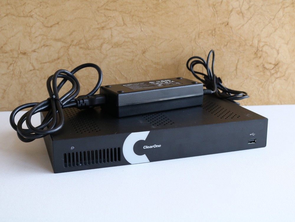 5 ClearOne View Pro Decoder Streaming D110 Digital AV HD Tested w/Power Adapter
