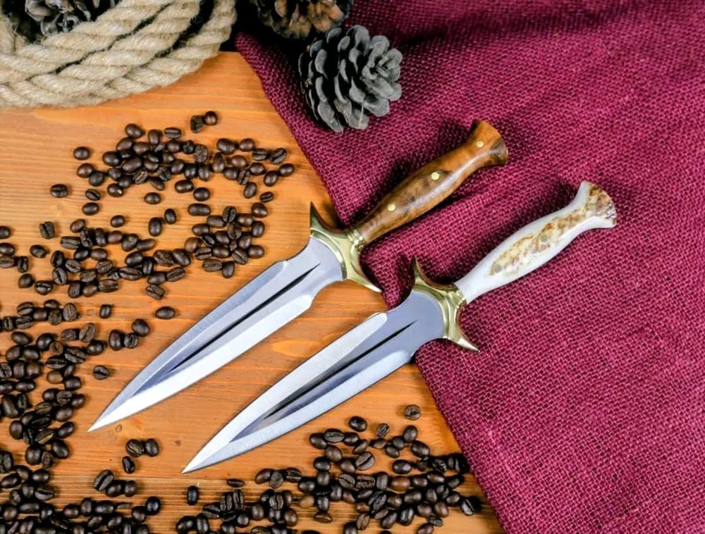 Custom Engraved Dagger Knife | Stag Handle| Full Tang | Leather Sheath Gift