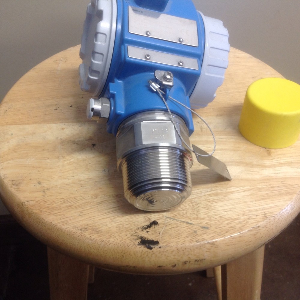 Endress + Hauser Deltapilot S FMB70-4J16/1D7 Level Sensor
