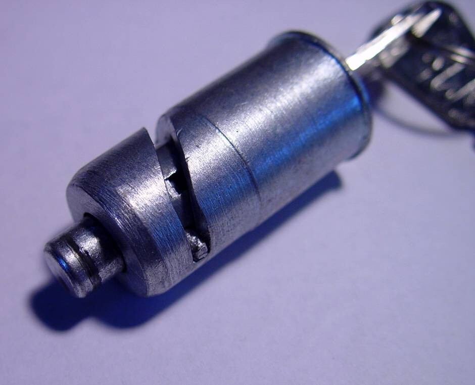 I968-77 Norton Commando STEERING LOCK and ROLL PIN, UK