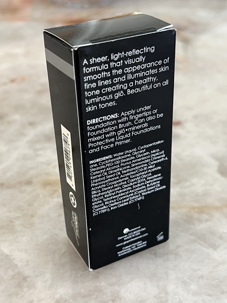 Glominerals illuminator sheer tint base