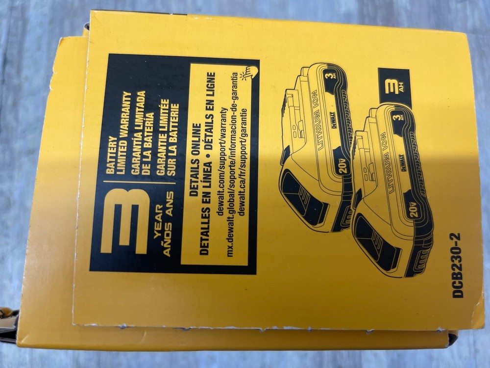 DeWALT DCB230-2 20V MAX Compact 3.0Ah Battery Pack (2-Pack) new