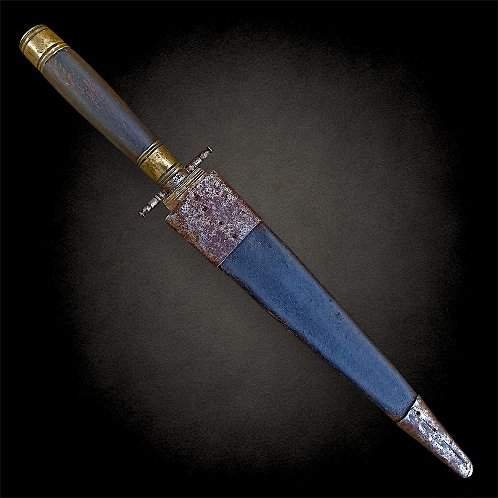 18th - 19th Century Spanish Dagger w Scabbard
