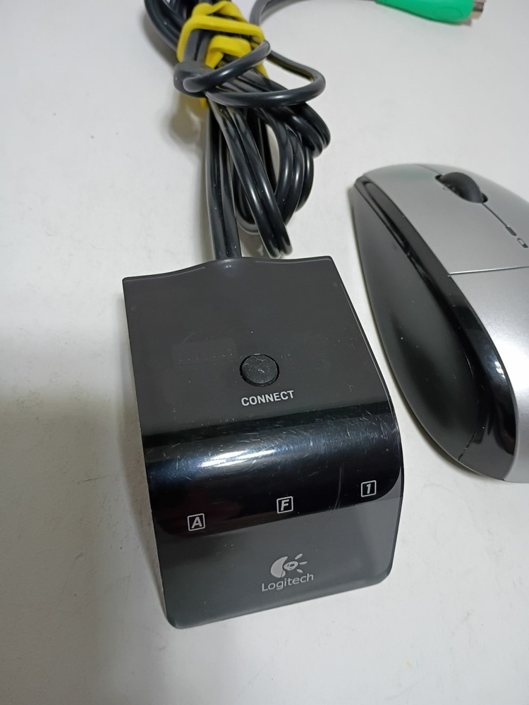 Logitech C-BT44 USB & PS/2 Wireless Mouse & Keyboard Receiver With Mouse