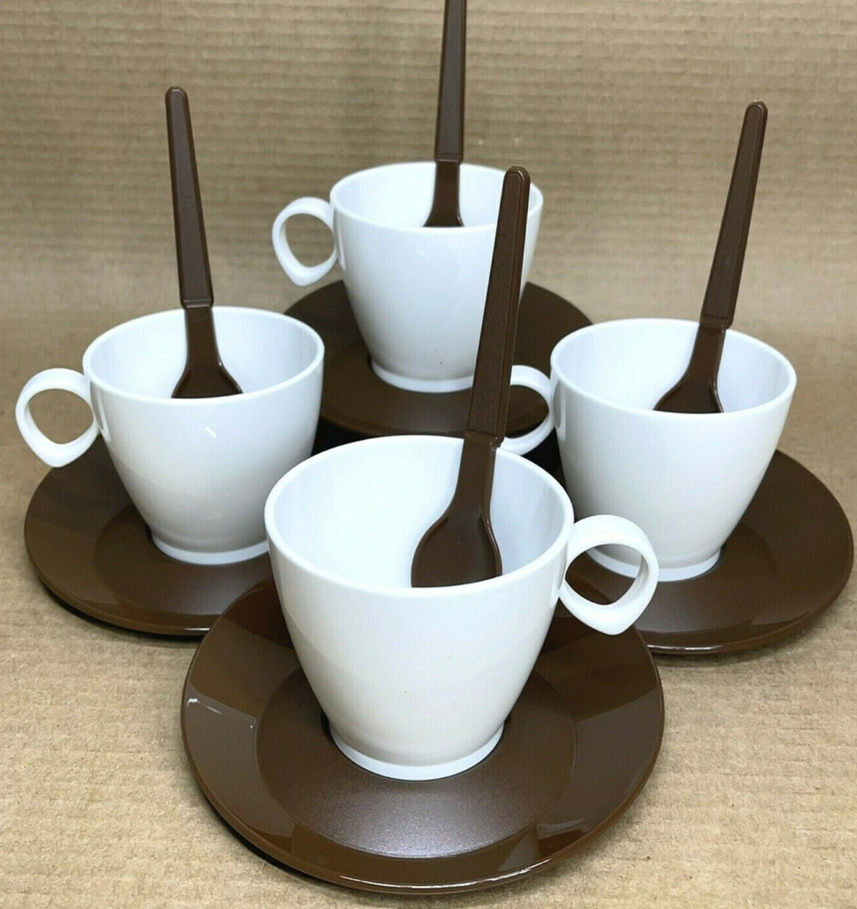 Tupperware Stackable Coffee Tea Mugs & Plates Brown & White Set Moments New