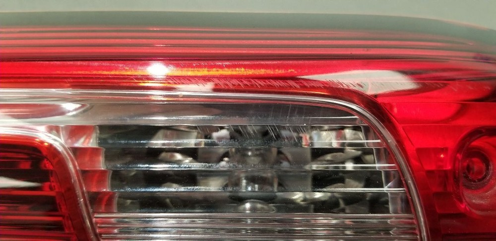 16 GMC SIERRA 1500 HIGH MOUNTED STOP LIGHT