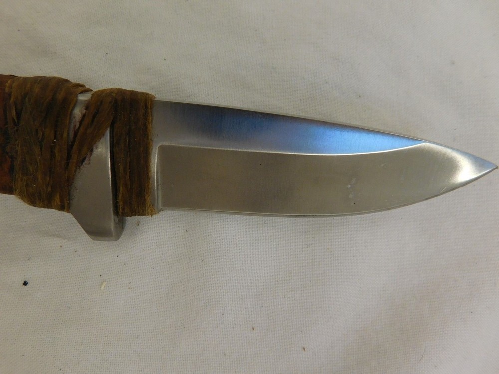 HANDMADE UNBRANDED DROP POINT FIXED KNIFE LEATHER HANDLE 8'' BLACK LACE SHEATH