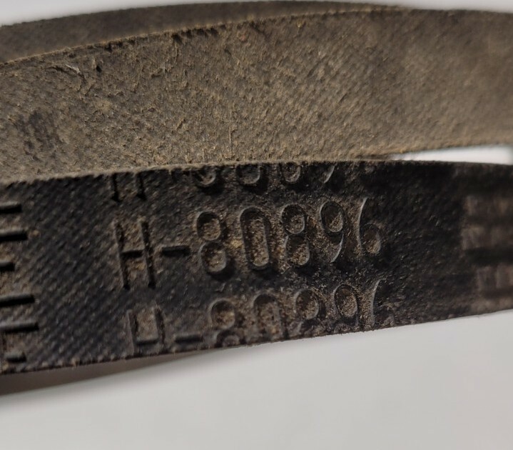 John Deere Original Equipment V-Belt #H80896