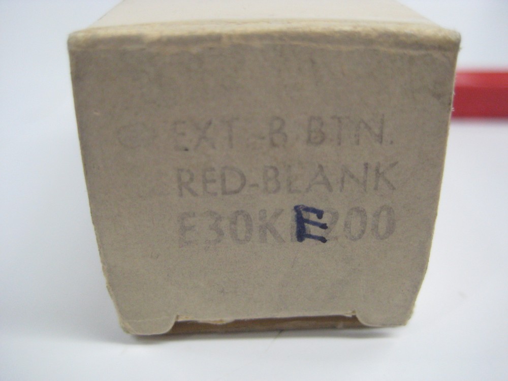 EATON E30KE200 PUSHBUTTON SQUARE RED NSMP