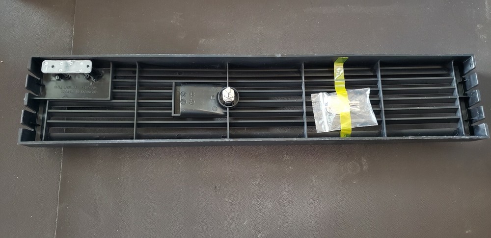 Intel ADRBEZBLACK Black Bezel for Standard Control Panel Bulk Packaging