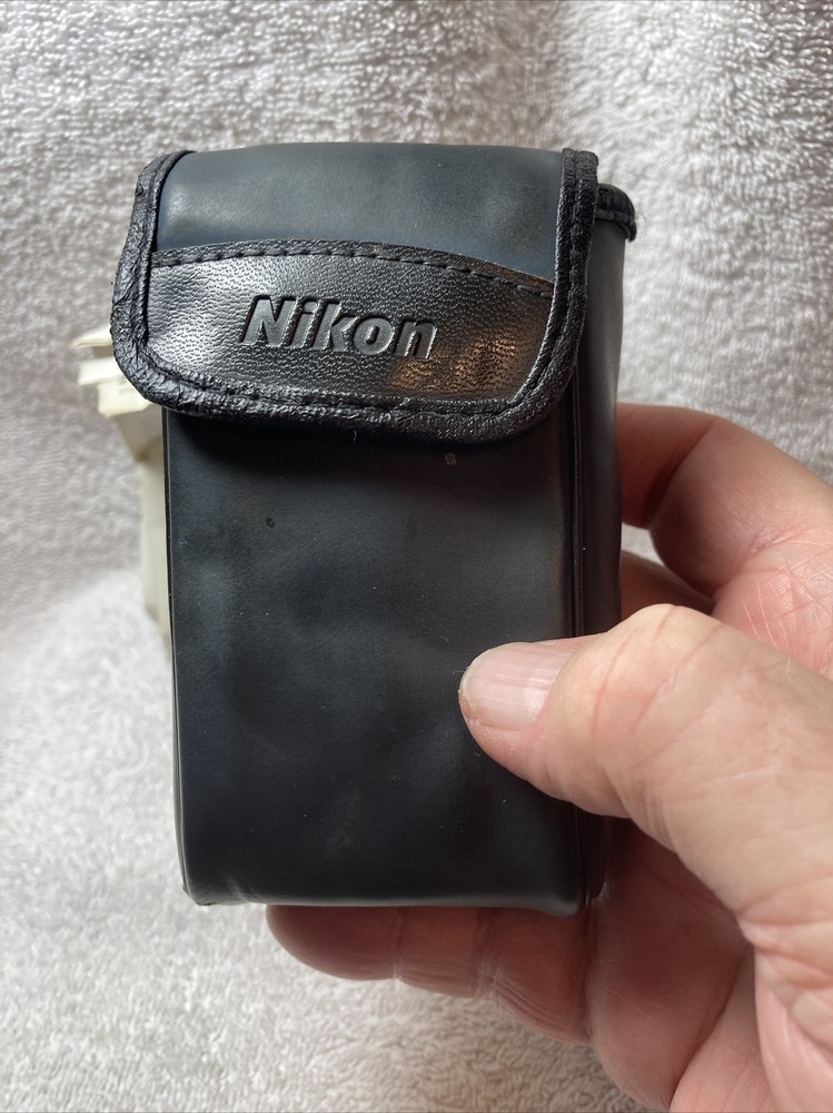 Nikon Nuvis 60 point & shoot compact camera preowned ￼ read Description.
