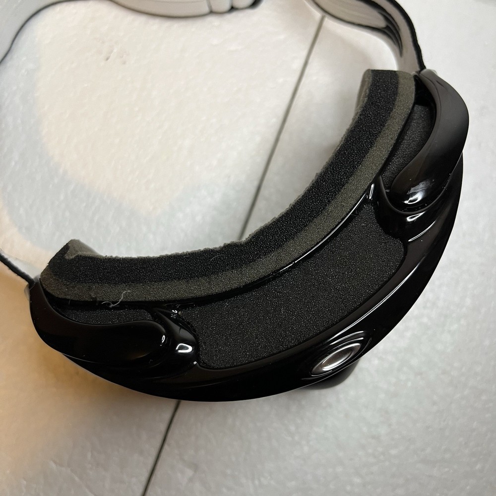 oakley ski goggles