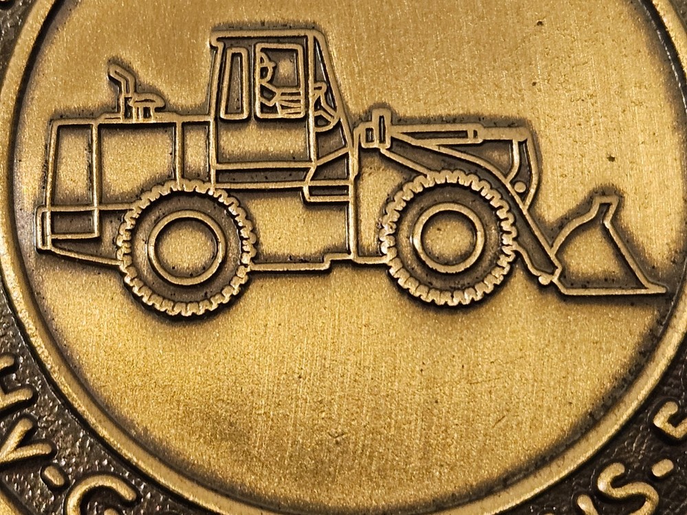 NEW JOHN DEERE WHEEL LOADER PERFORMANCE QUALITY VALUE HY-GARD PLUS 50 KEYCHAIN