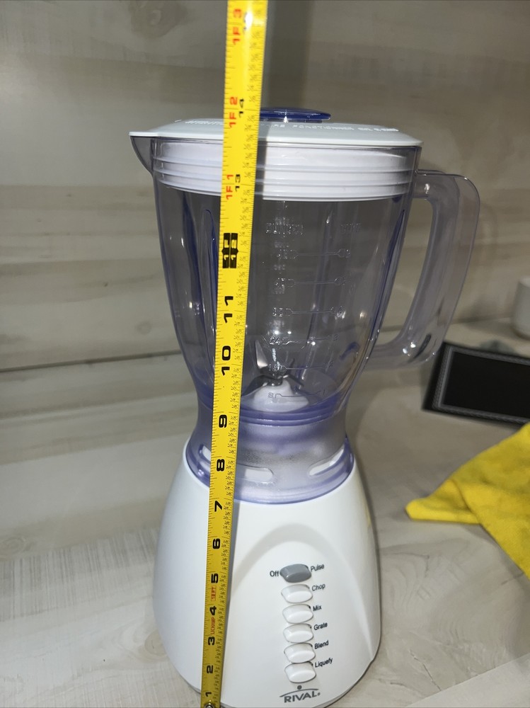 RIVAL 5-SPEED COUNTERTOP BLENDER , MODEL# BL706 New without box