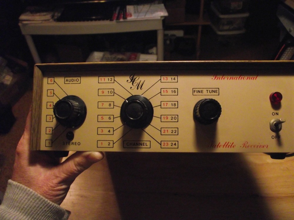 ICM INTERNATIONAL SATELLITE RECEIVER