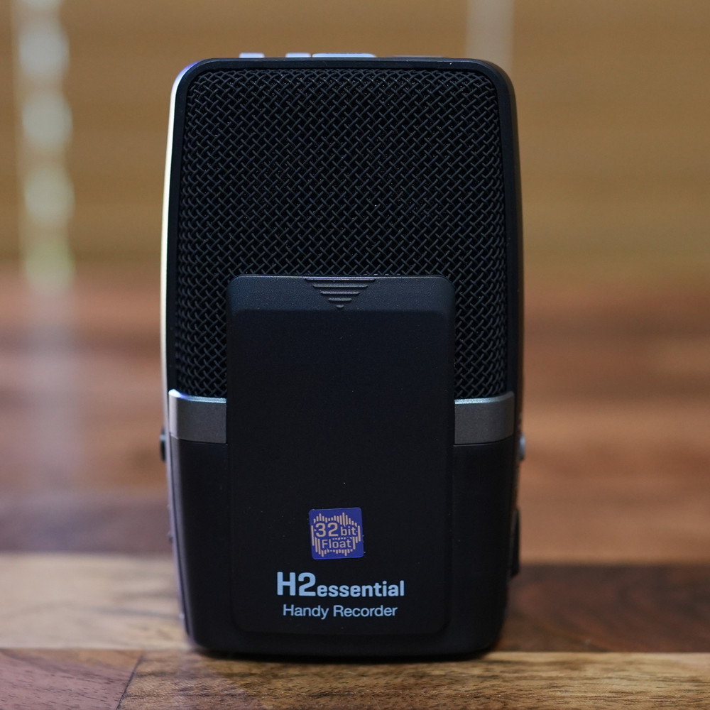 Zoom H2essential 32-Bit Float 2-Track Recorder three class directivity