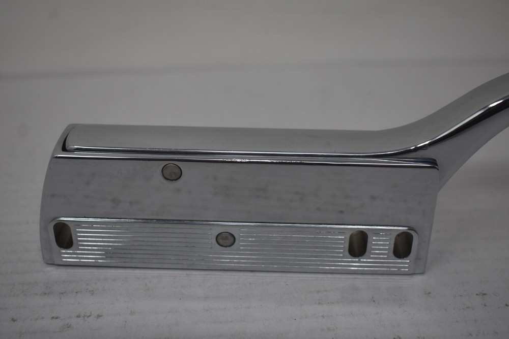 Component Hardware Group Heavy Duty Magnetic Latch Die-Cast R25