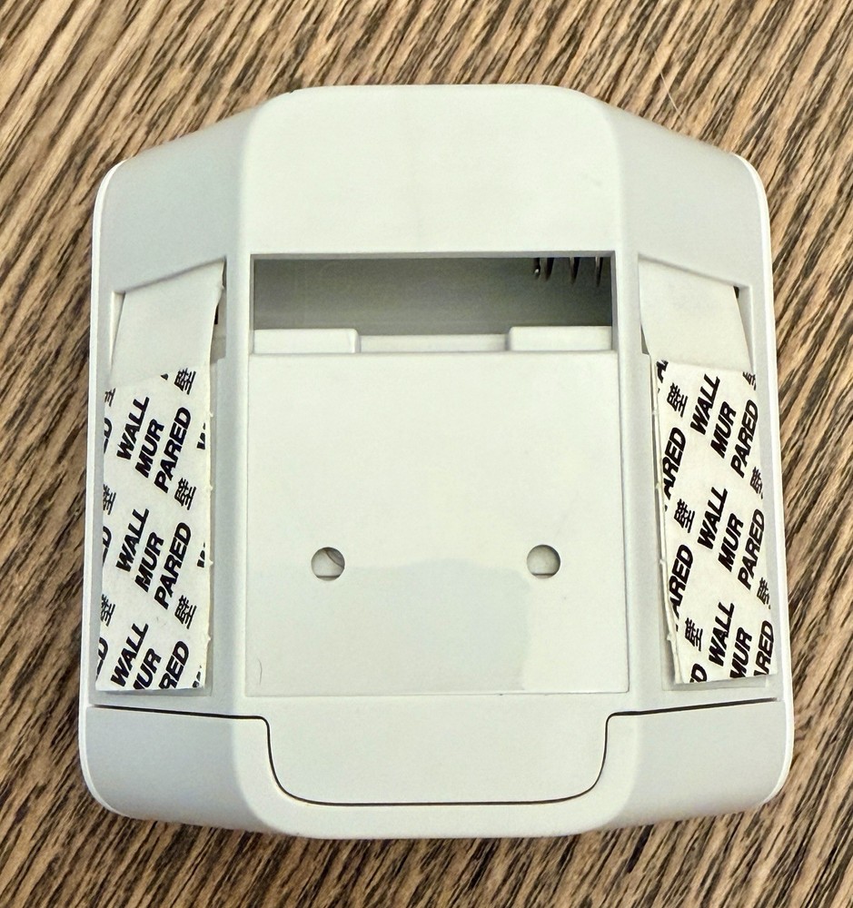 SimpliSafe Wireless 11-Piece Home Security Kit