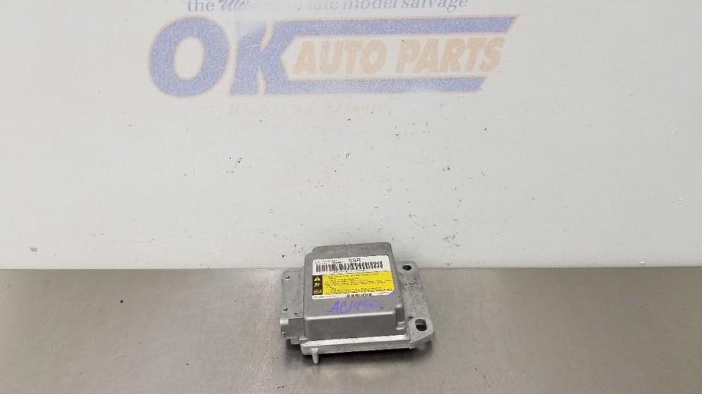 04 CHEVY SSR SRS CONTROL MODULE 12246615