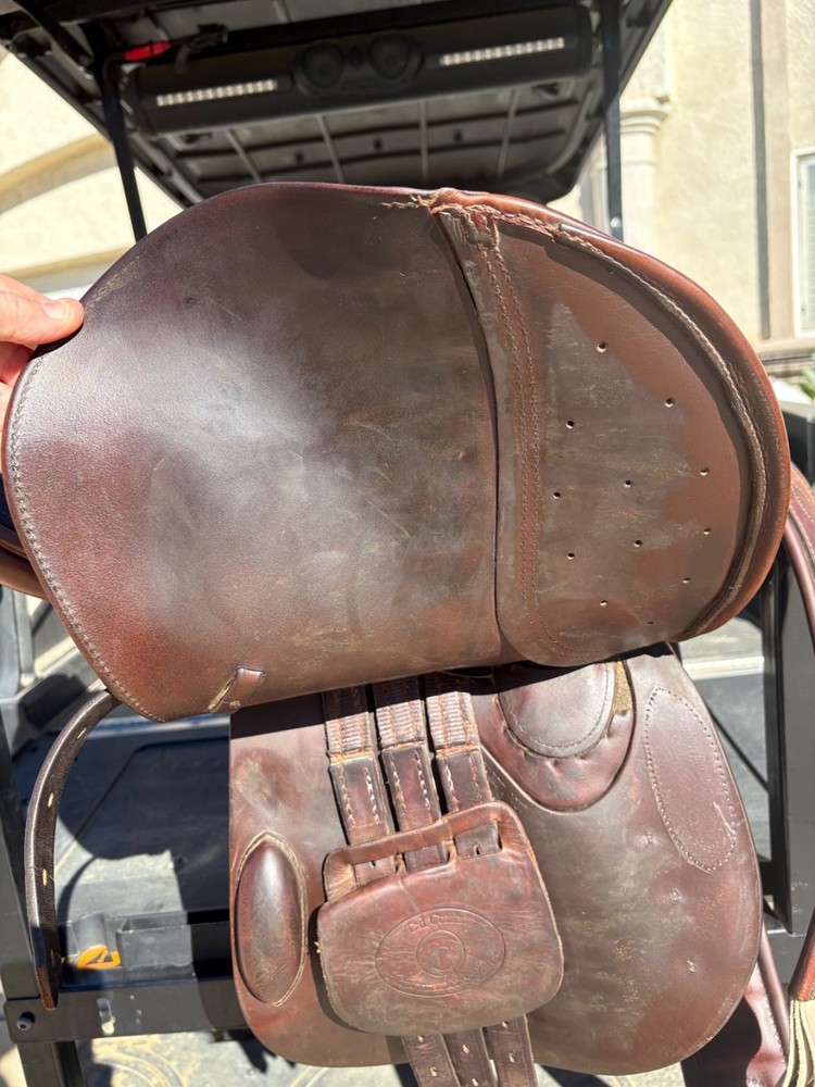 TAD COFFIN SMART-RIDE PERFORMANCE SADDLE WITH FORWARD FLAPS SIZE 16
