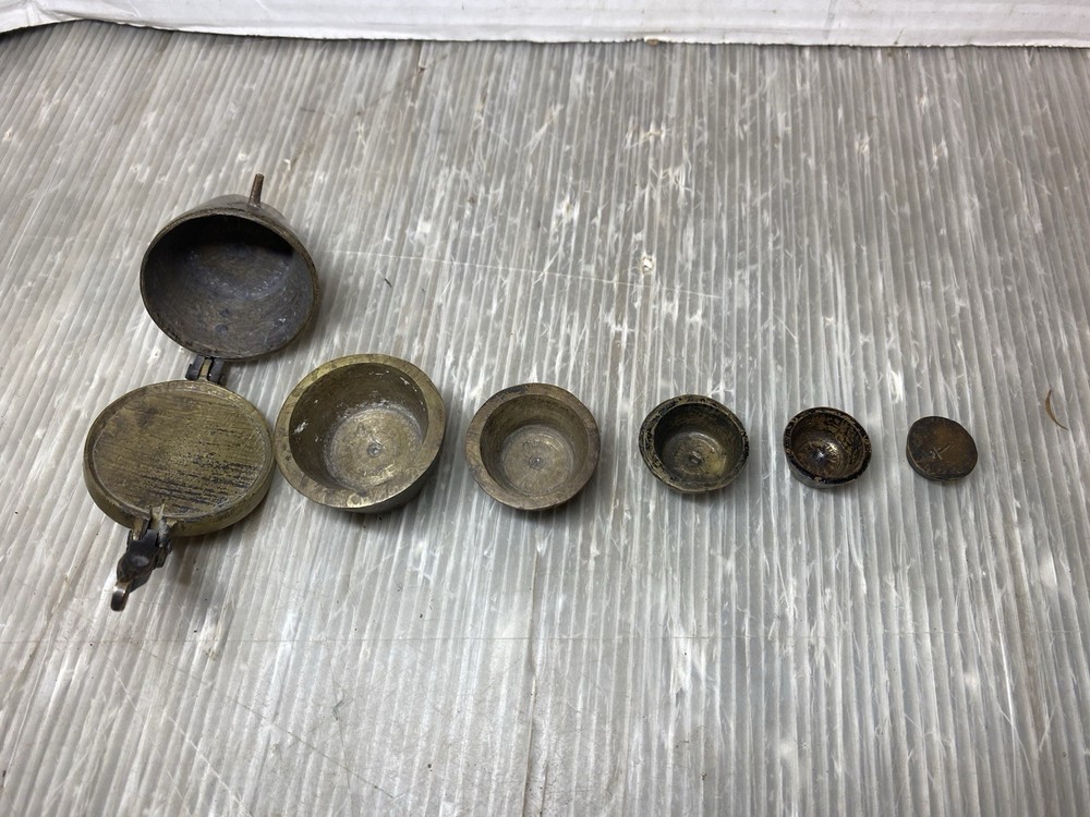 Antique Bronze Nesting Weight Set Hinged Lid