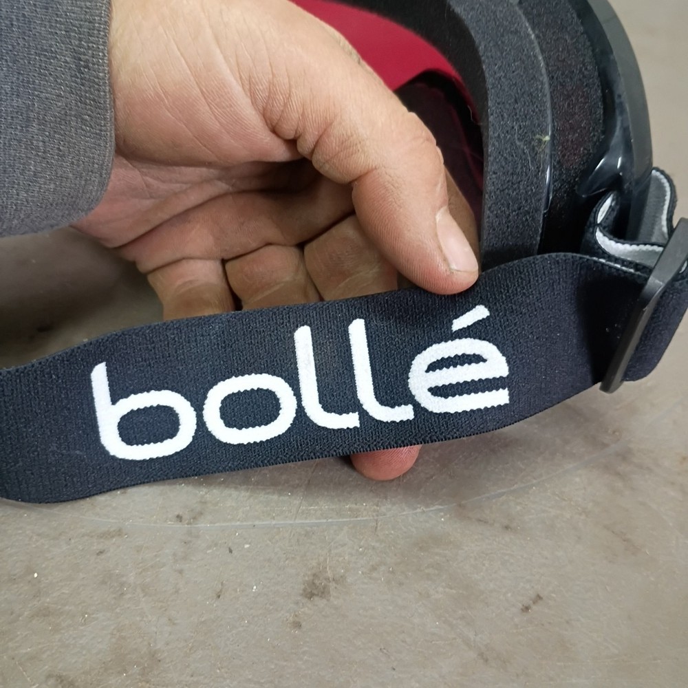 Bolle ski snowboard goggles