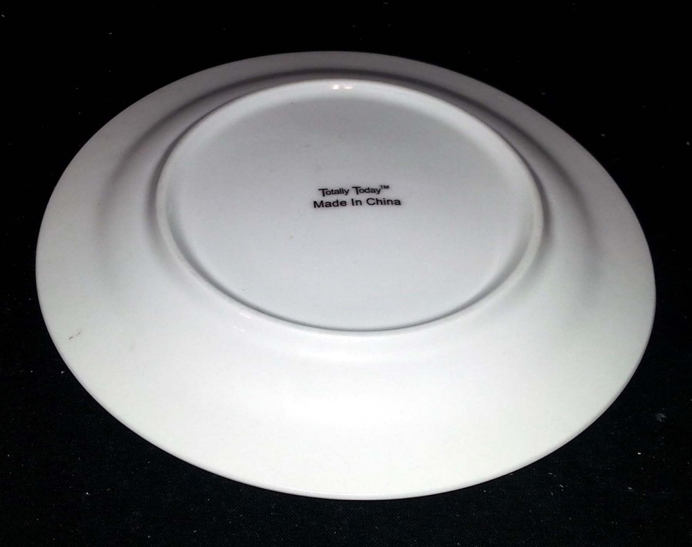 Totally Today - Saucer - 6 1/2" Diameter