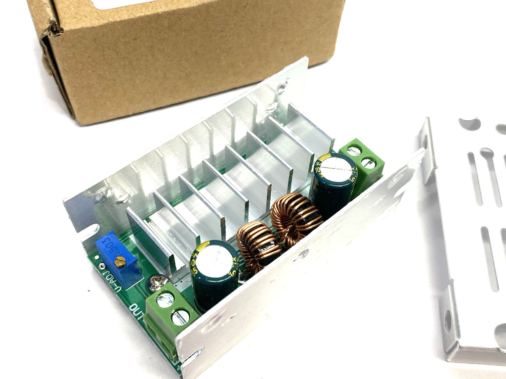 DFROBOT DFR0946 DC-DC Buck Boost Converter Module