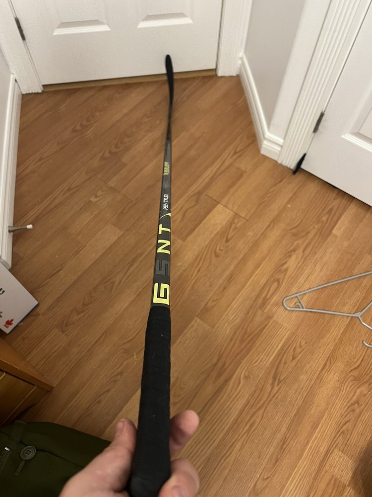 Bauer Agent Senior Pro Stock Right Hand