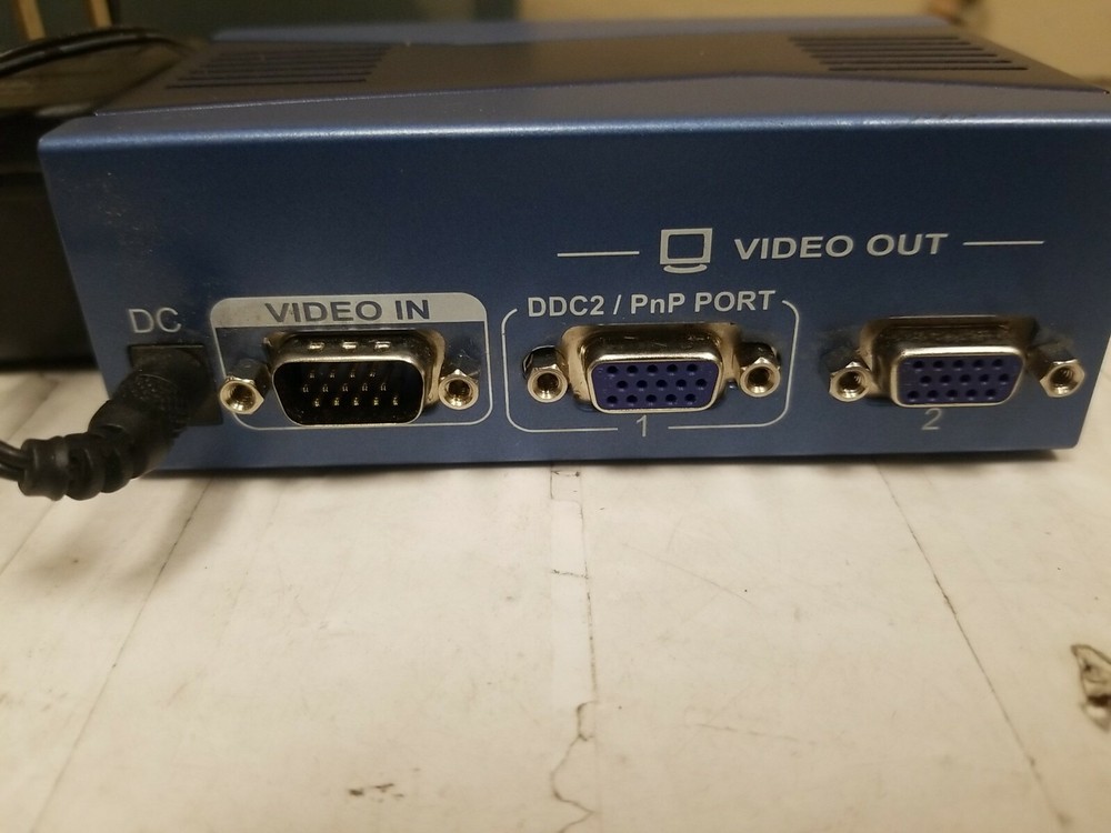 TRENDnet 2-Port Video Splitter TK TK-V200S