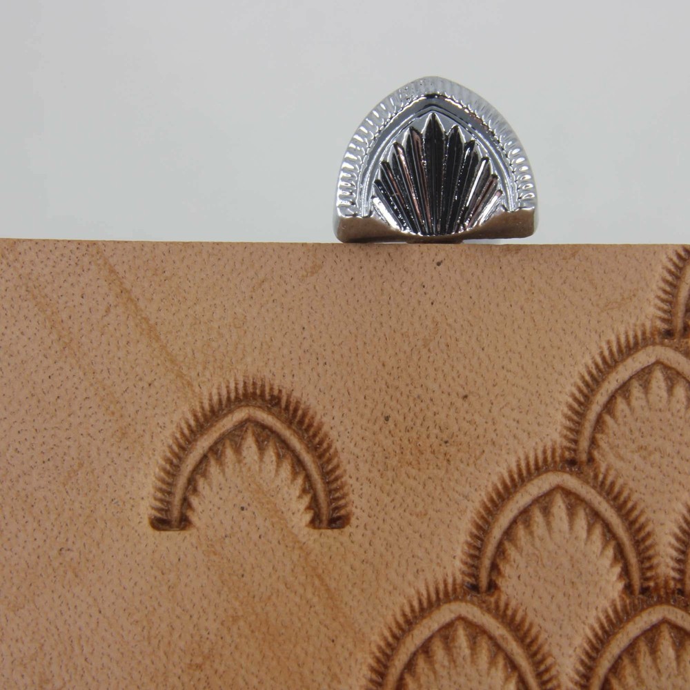 Leather Stamping Tool - Crescent Shell Geometric Border Stamp