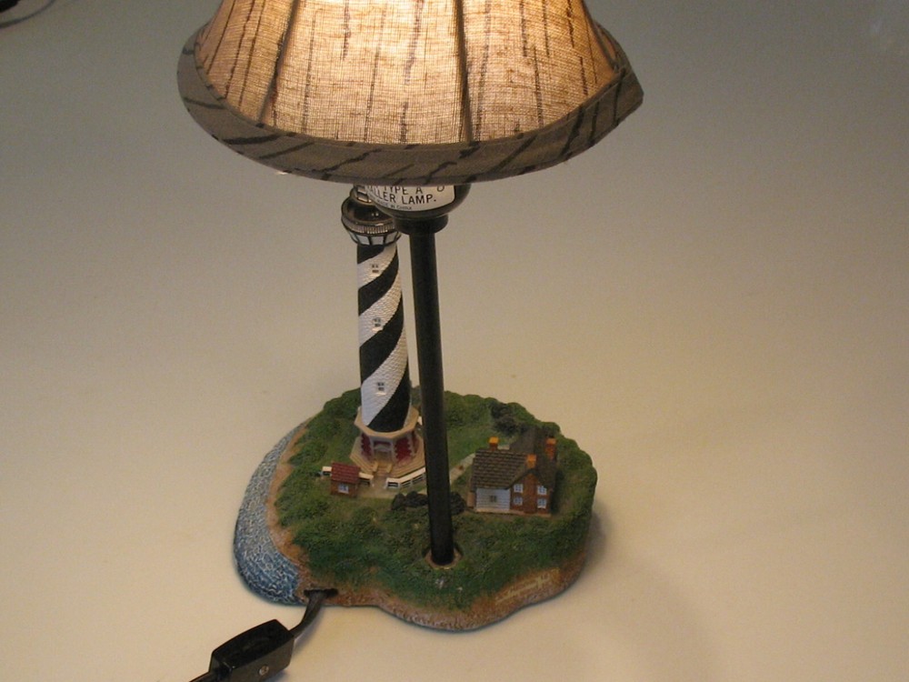 CAPE HATTERAS NIGHT TABLE LAMP 15 INCHES TALL