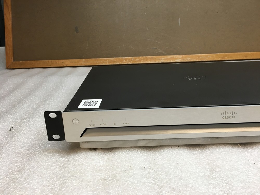 Cisco TelePresence SX80 Codec TTC6-12 CTS-SX80CODEC V01