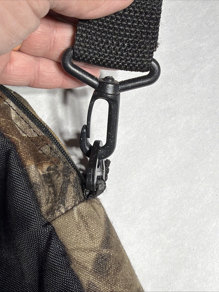 Real tree field line Camo Bag With Shoulder Strap