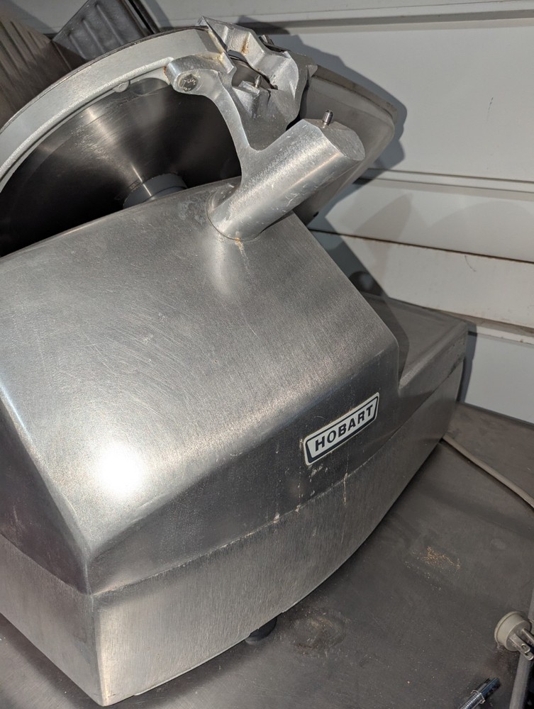 Hobart 2712 12" Automatic Meat Slicer - Tested