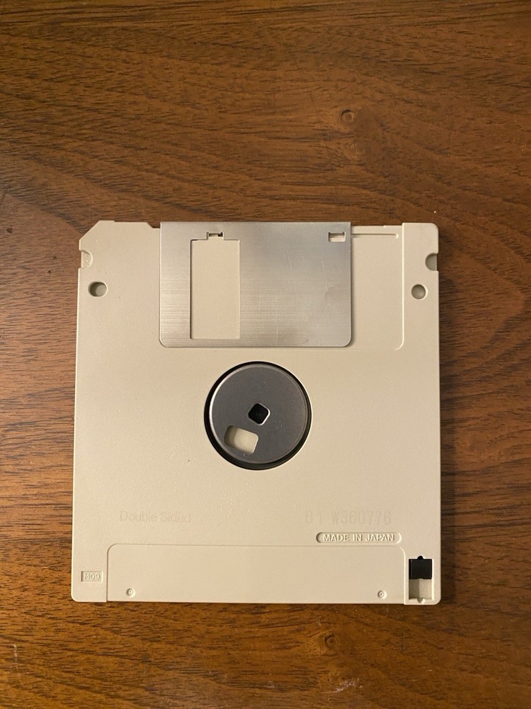 MacWrite And MacPaint Floppy disks Macintosh 800k Untested