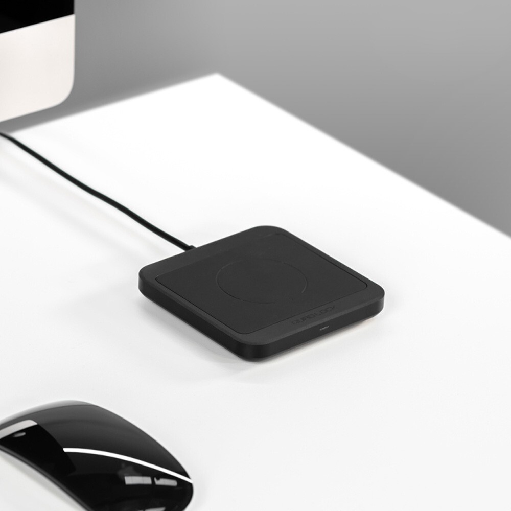 Quad Lock Wireless Charging Pad (Mount Only)