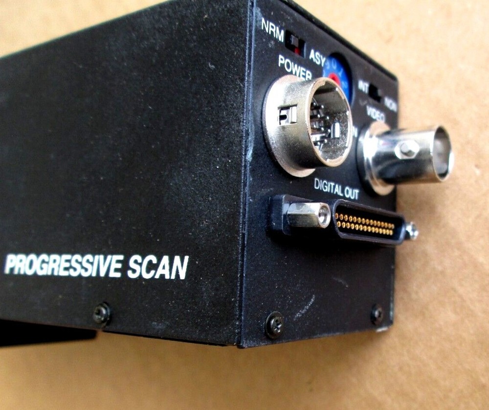 PULNiX TM-9701 Progressive Scan Camera - WITH LENS