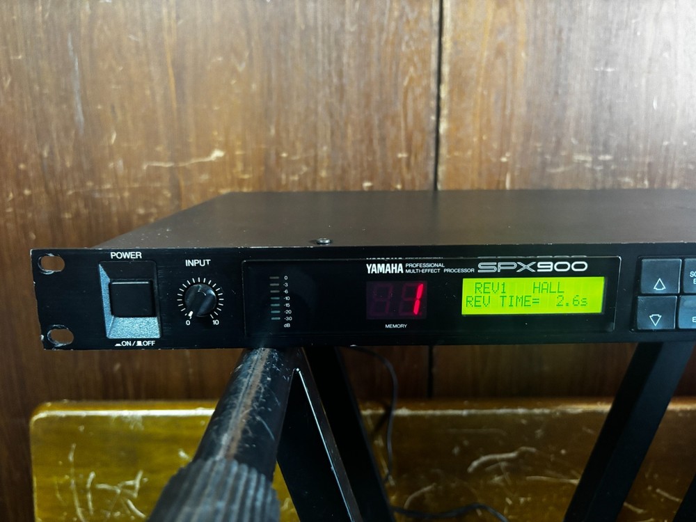 Yamaha SPX900 Professional Multi-Effect Processor New internal battery