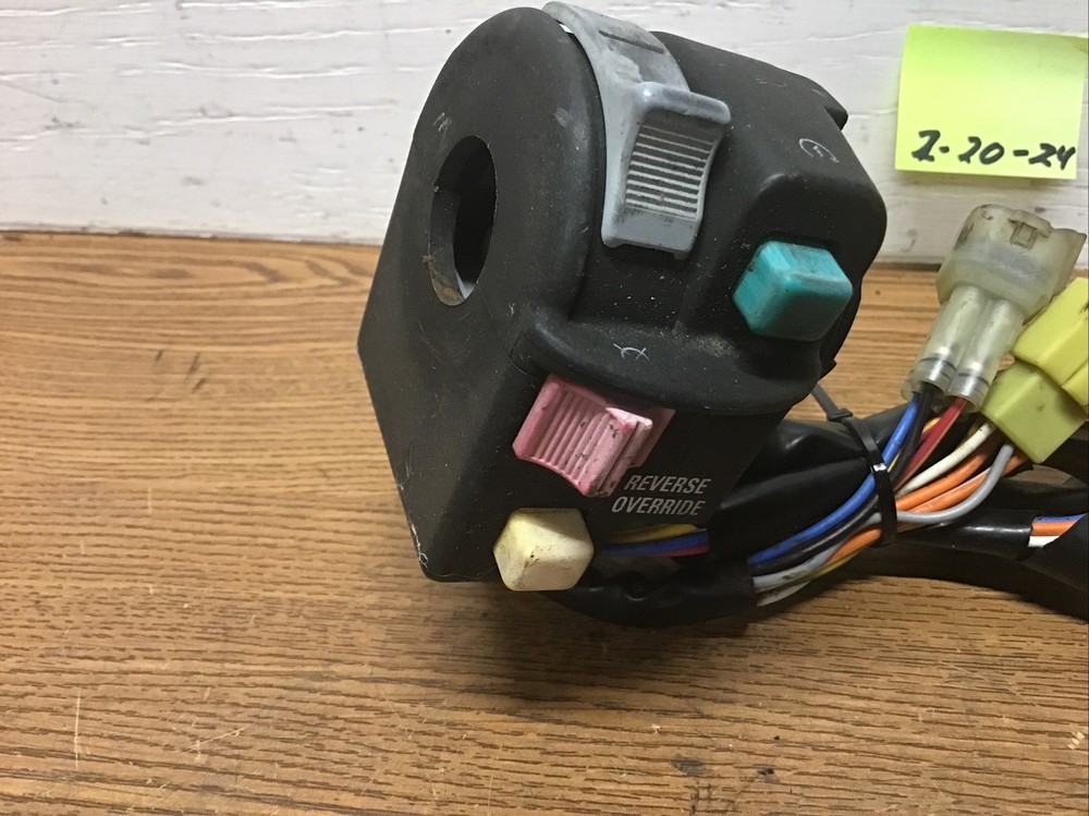 Switch Hand Light Engine Controls # 0409-022 Arctic Cat 2002 Red 500 Auto 4x4