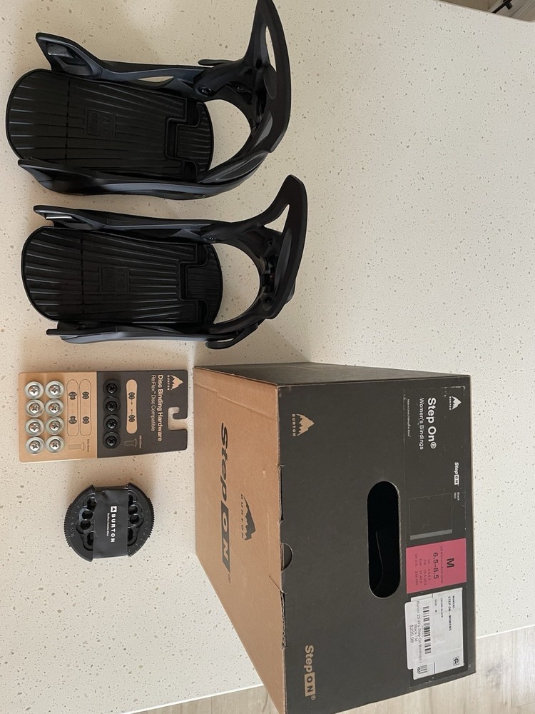 Burton Step On Women's Snowboard Bindings Black Medium Re:Flex Combo Disc